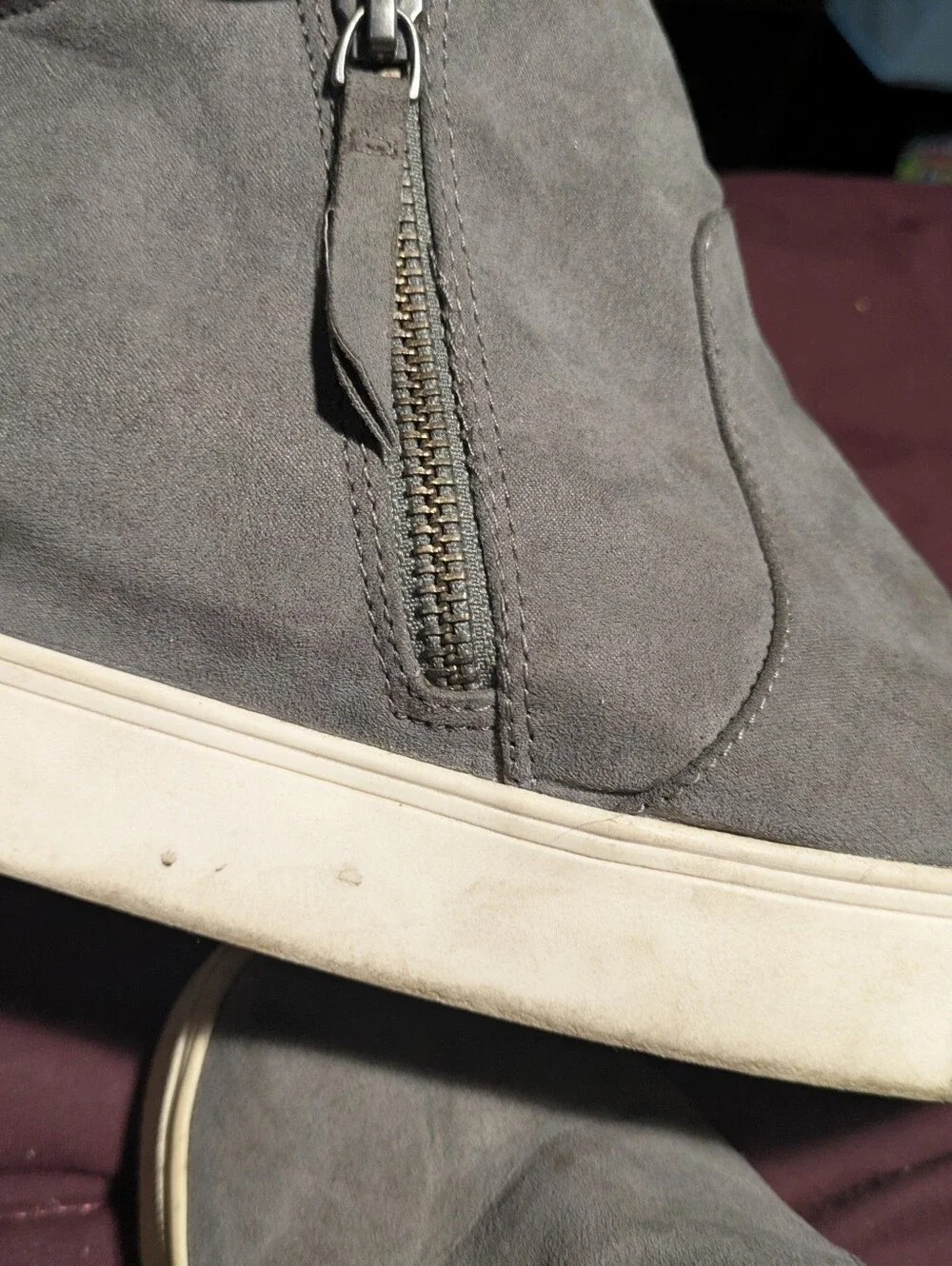Cute & Casual Universal‎ Thread Wedge High-Tops!